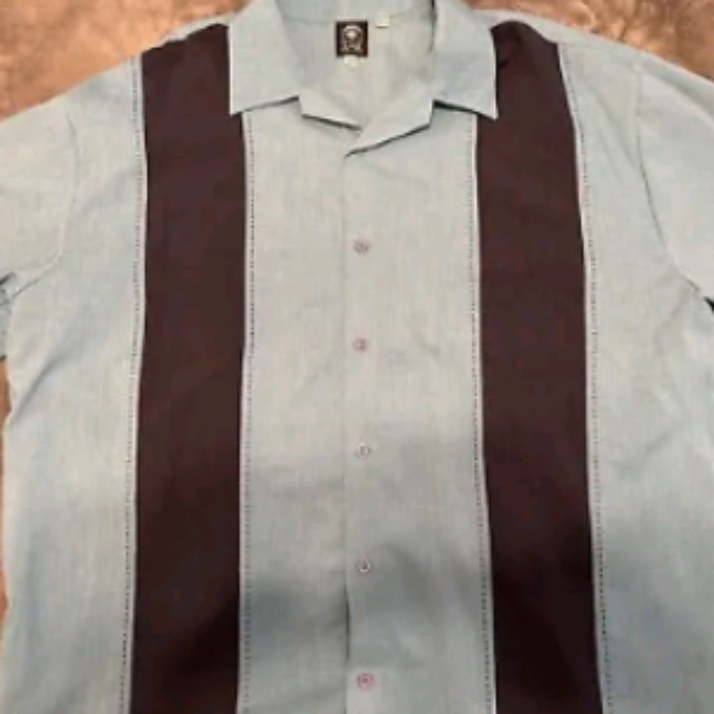 Bowling shirt